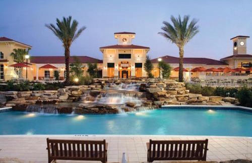 Orlando Apartment | Holiday Inn Club Vacations Orange Lake