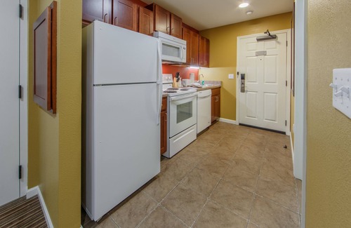 Sheridan Apartment | Holiday Inn Club Vacations Fox River Resort at Sheridan by IHG