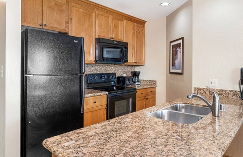 Tahoe Village Hotel | Holiday Inn Club Vacations Tahoe Ridge Resort by IHG
