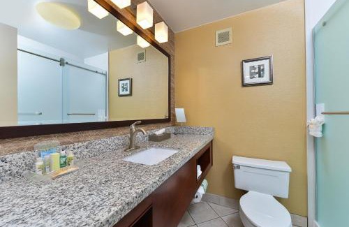 Cody Hotel | Holiday Inn Cody - Convention Center by IHG