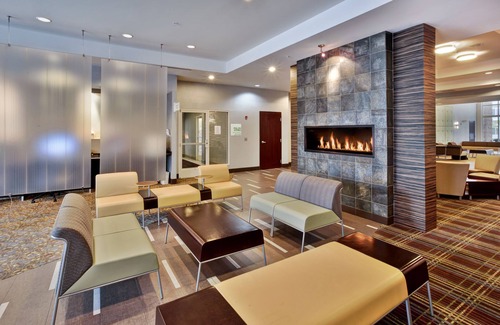Romulus Hotel | Holiday Inn Detroit Metro Airport by IHG