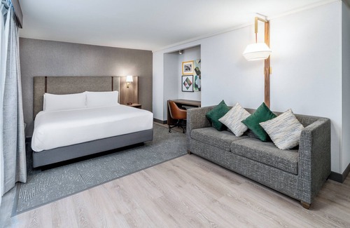 Dublin Hotel | Holiday Inn Dublin-Pleasanton by IHG