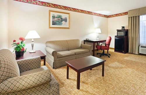 Winston - Salem Hotel | Holiday Inn Exp Winston Salem by IHG