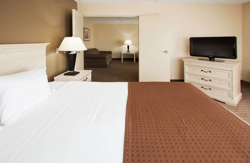 Juno Beach Hotel | Holiday Inn Express North Palm Beach-Oceanview, an IHG Hotel