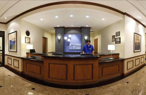 Okeechobee Hotel | Holiday Inn Express Hotel & Suites Lake Okeechobee, an IHG Hotel