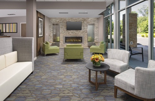 North Brunswick Hotel | Holiday Inn Express and Suites North Brunswick by IHG