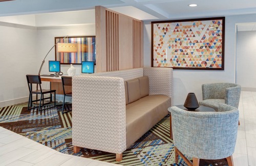 West Long Branch Hotel | Holiday Inn Express Hotel & Suites West Long Branch by IHG