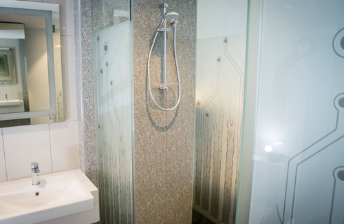 Macquarie Park Hotel | Holiday Inn Express Sydney Macquarie Park by IHG