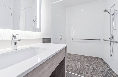 Les Maskoutains Regional County Municipality Hotel | Holiday Inn Express Hotel Saint - Hyacinthe by IHG