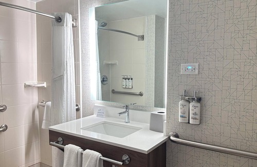 Prospect Heights Hotel | Holiday Inn Express & Suites Prospect Heights by IHG