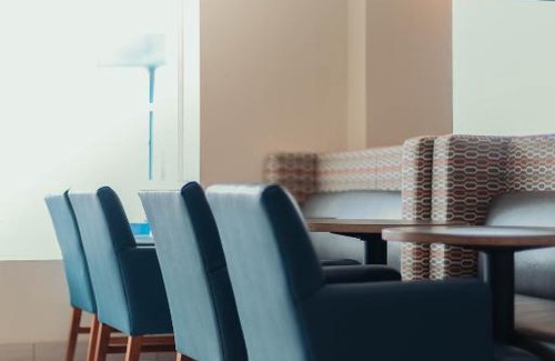 Allentown Hotel | Holiday Inn Express - Allentown North by IHG