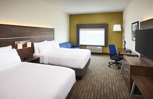 Brantford Hotel | Holiday Inn Express and Suites Brantford by IHG