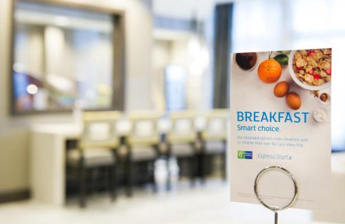 Madison Hotel | Holiday Inn Express and Suites Madison Central by IHG