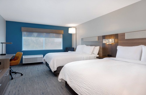 Alton Hotel | Holiday Inn Express and Suites Alton St Louis Area by IHG