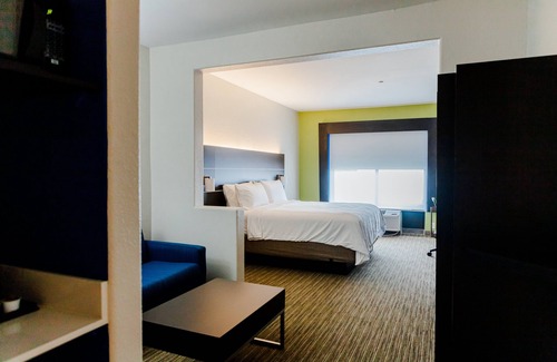 Andalusia Hotel | Holiday Inn Express Andalusia by IHG