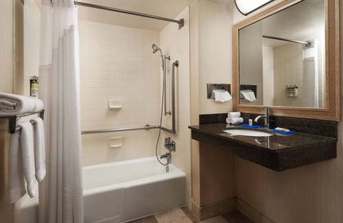 Seaside Hotel | Holiday Inn Express at Monterey Bay by IHG