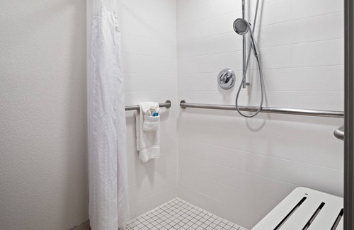 Town Center Hotel | Holiday Inn Express - Atlanta/Kennesaw by IHG