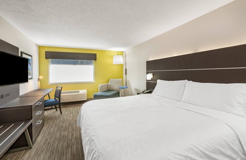 Albuquerque Hotel | Holiday Inn Express - Balloon Fiesta Park by IHG