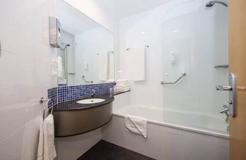 Granollers Hotel | Holiday Inn Express Barcelona-Montmeló by IHG