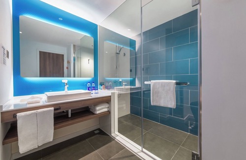 Shijingshan Hotel | Holiday Inn Express Beijing Shijingshan Parkview by IHG