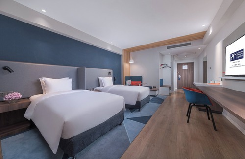 Shijingshan Hotel | Holiday Inn Express Beijing Shijingshan Parkview by IHG