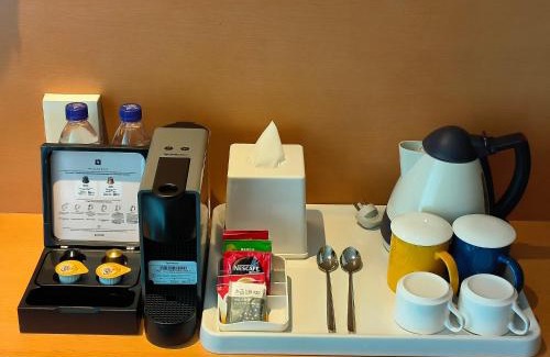 Shijingshan Hotel | Holiday Inn Express Beijing Shijingshan Parkview by IHG