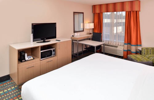 Bernalillo Hotel | Holiday Inn Express Bernalillo by IHG