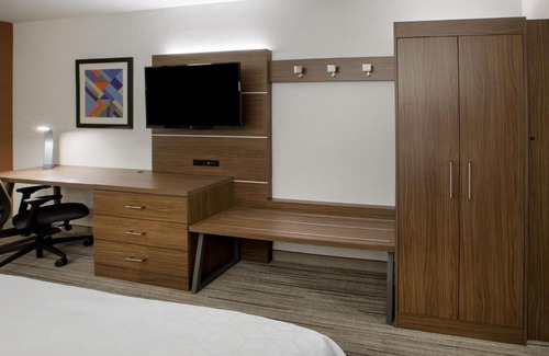 Blair Hotel | Holiday Inn Express - Blair by IHG