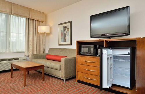Milford Hotel | Holiday Inn Express Boston - Milford by IHG