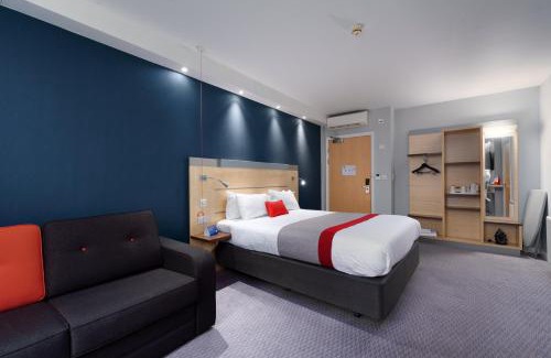 Burnley Hotel | Holiday Inn Express Burnley M65 Jct 10 by IHG