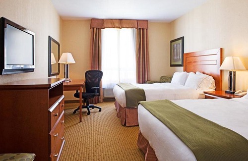 Grande Prairie Hotel | Holiday Inn Express Grande Prairie by IHG