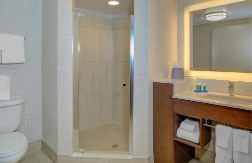 Bermuda Hotel | Holiday Inn Express - Chester by IHG