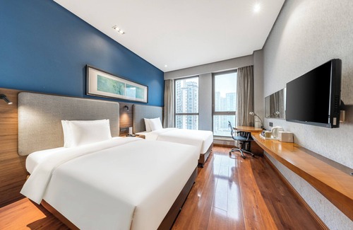 Yuzhong Qu Hotel | Holiday Inn Express Chongqing Guanyinqiao by IHG