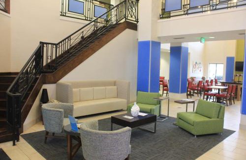 Corydon Hotel | Holiday Inn Express Corydon by IHG