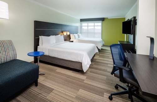 Coventry Hotel | Holiday Inn Express Coventry S - West Warwick Area by IHG