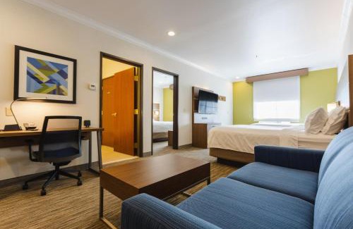 Davis Hotel | Holiday Inn Express Davis-University Area by IHG