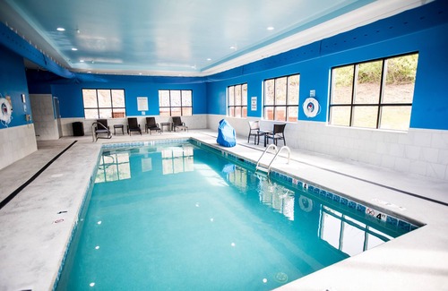 Dayton Hotel | Holiday Inn Express Dayton, an IHG Hotel
