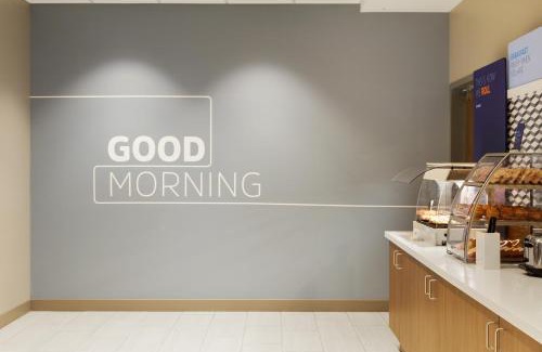 Fremont Hotel | Holiday Inn Express Fremont by IHG