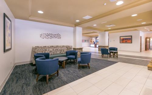 Gatlinburg Hotel | Holiday Inn Express Gatlinburg Downtown by IHG