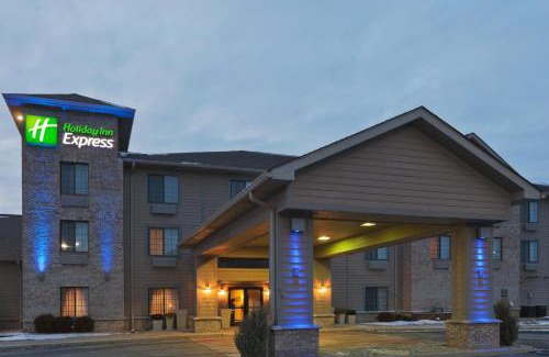 Greensburg Hotel | Holiday Inn Express Greensburg by IHG