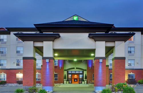 Sherwood Park Hotel | Holiday Inn Express Hotel & Suites Sherwood Park-Edmonton Area by IHG