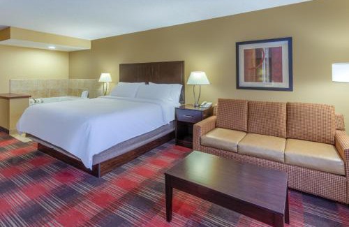 Bowling Green Hotel | Holiday Inn Express Hotel & Suites Bowling Green by IHG