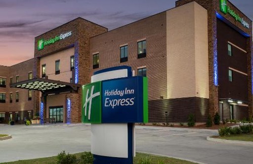Hattiesburg Hotel | Holiday Inn Express - Hattiesburg West - Univ Area