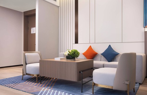 Hai'an Hotel | Holiday Inn Express Hai'an Railway Station by IHG