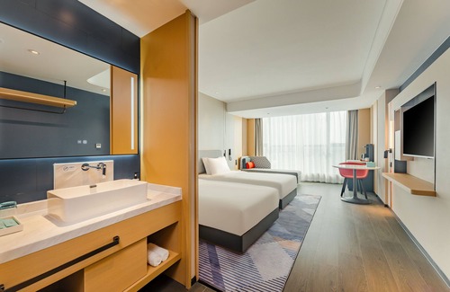 Xiaoshan Hotel | Holiday Inn Express Hangzhou Qianjiang CenturyCity by IHG