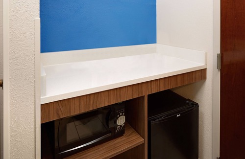 Harrisburg Hotel | Holiday Inn Express - Harrisburg East by IHG