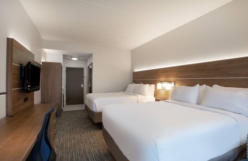 Harrisburg Hotel | Holiday Inn Express - Harrisburg East by IHG