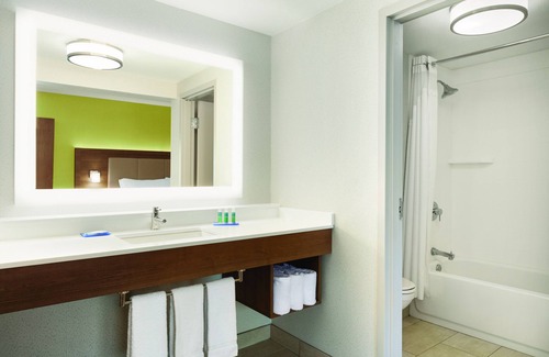 Rocky Hill Hotel | Holiday Inn Express Hartford South - Rocky Hill by IHG