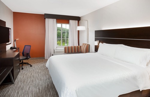 Haskell Hotel | Holiday Inn Express Haskell - Wayne Area by IHG