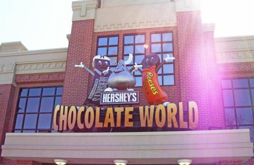 Hummelstown Hotel | Holiday Inn Express Hershey-Harrisburg Area by IHG